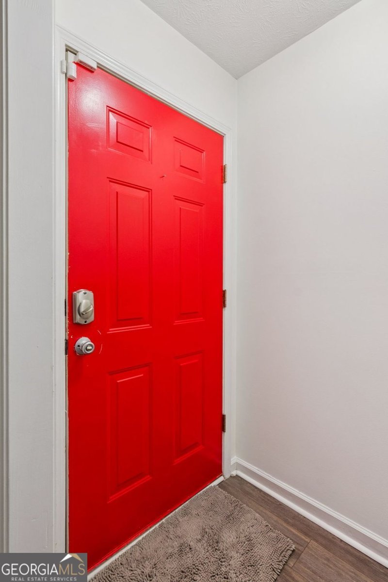 1928 Walden Park Drive Snellville - 4