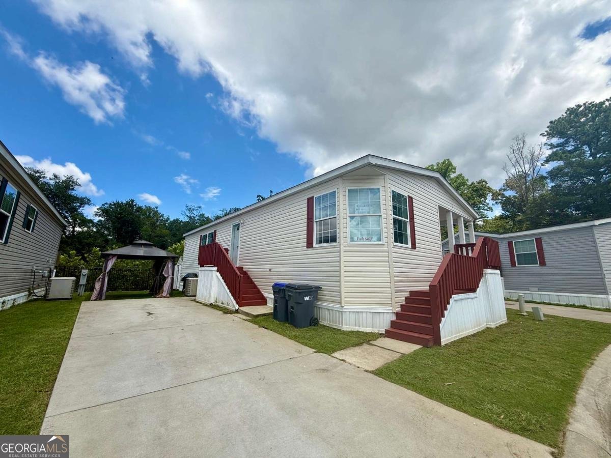 51 Cardinal Lane Lawrenceville - 1