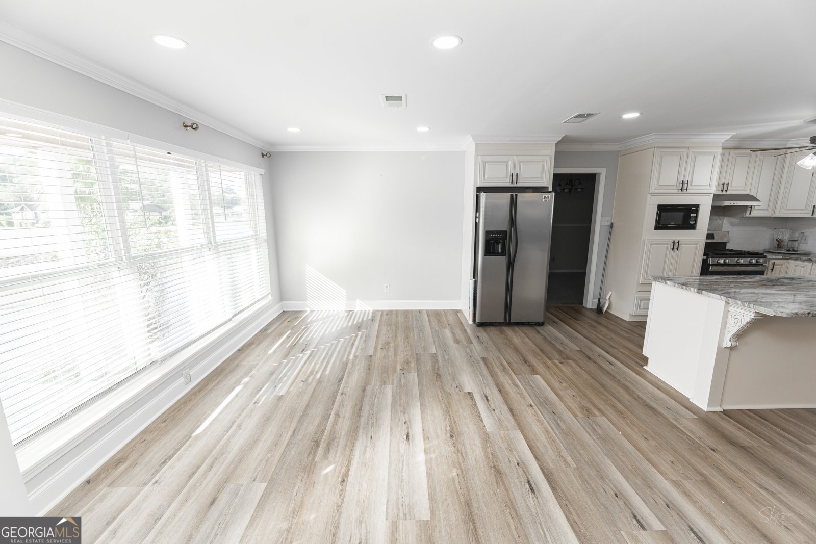 414 Pine Glen Drive Albany - 22