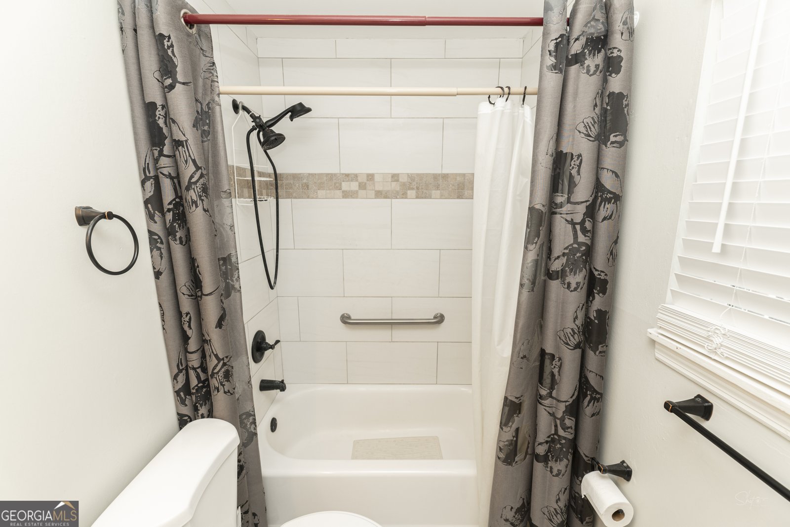 414 Pine Glen Drive Albany - 38