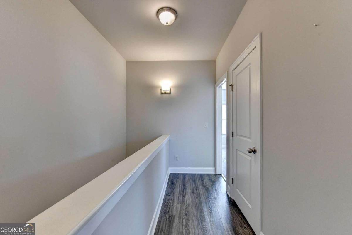 1327 Faircrest Way Suwanee - 33