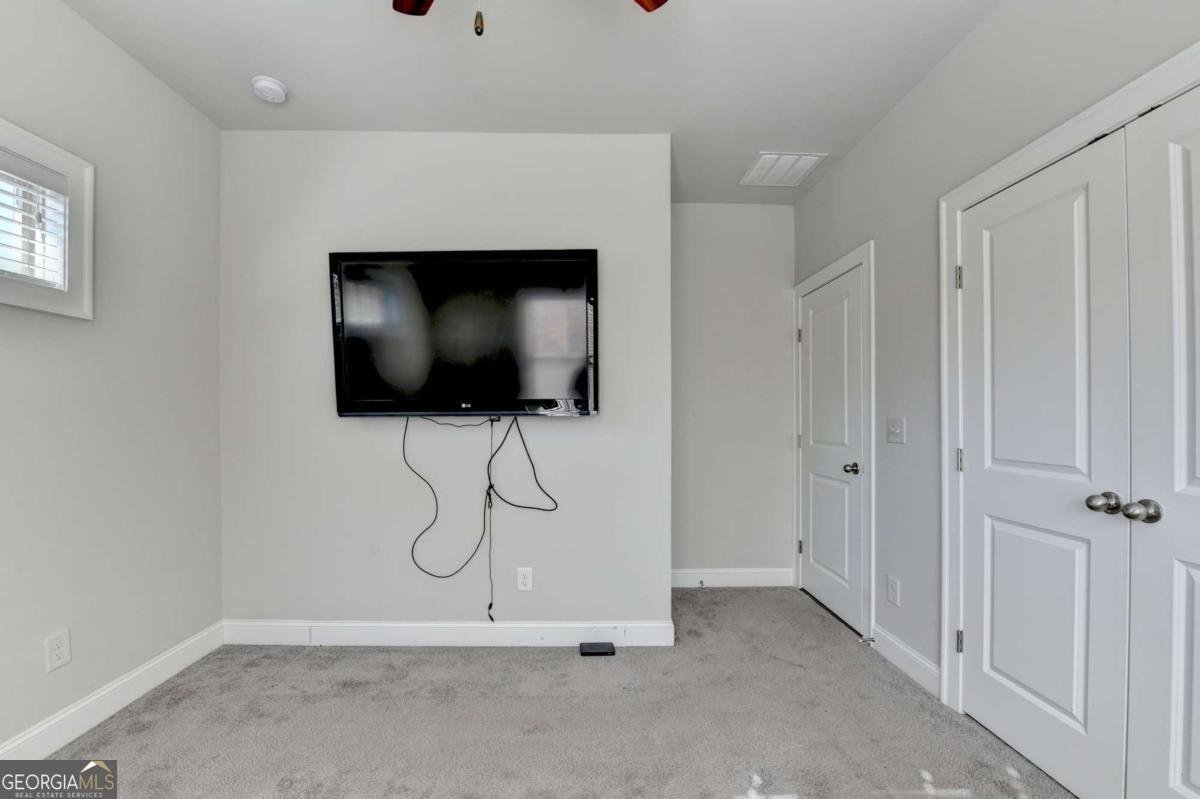 1327 Faircrest Way Suwanee - 50