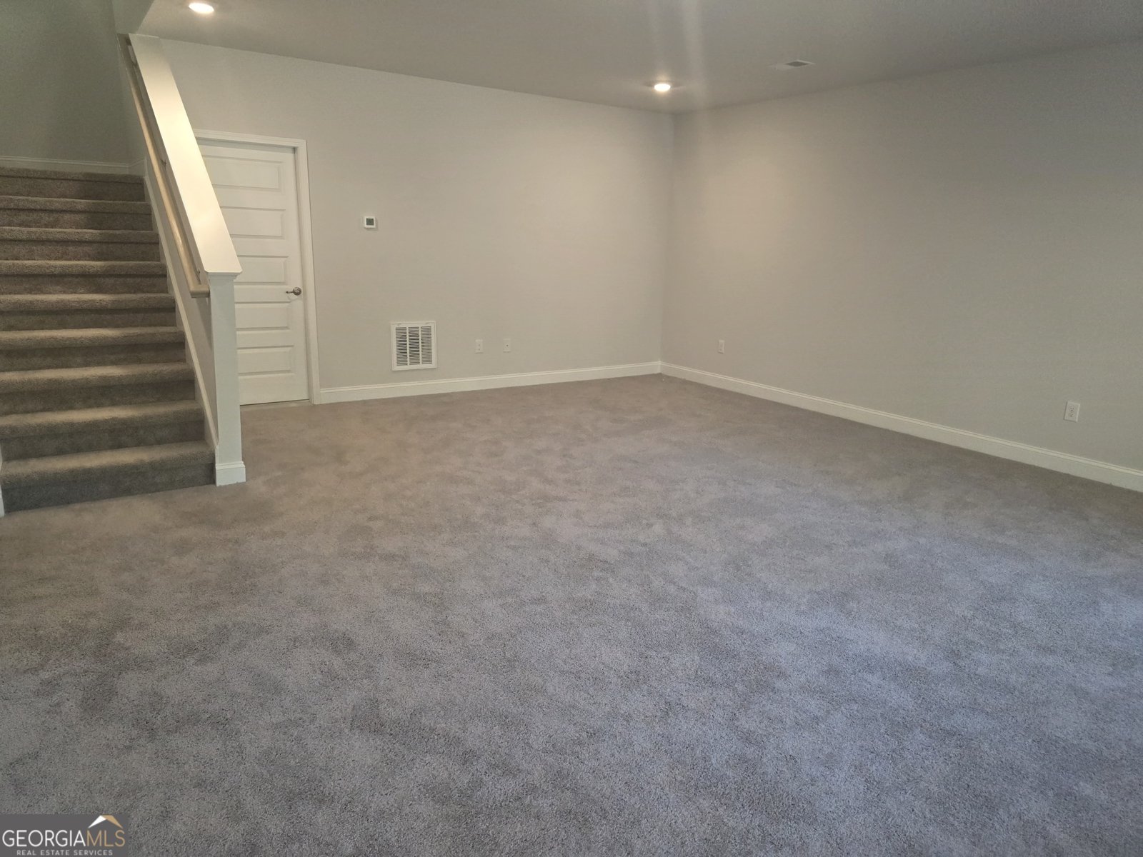 209 Shoreline Way Macon - Photo 11