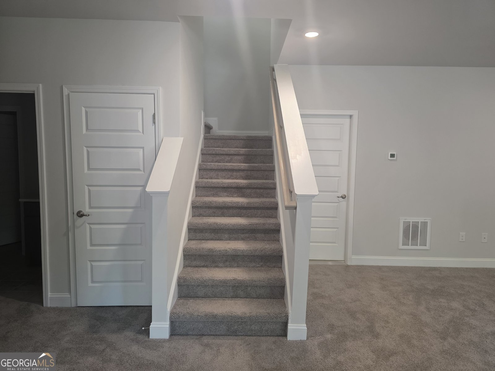 209 Shoreline Way Macon - Photo 9