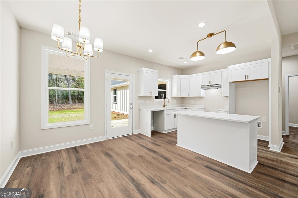 329 Greenleaf Drive Lavonia - 11