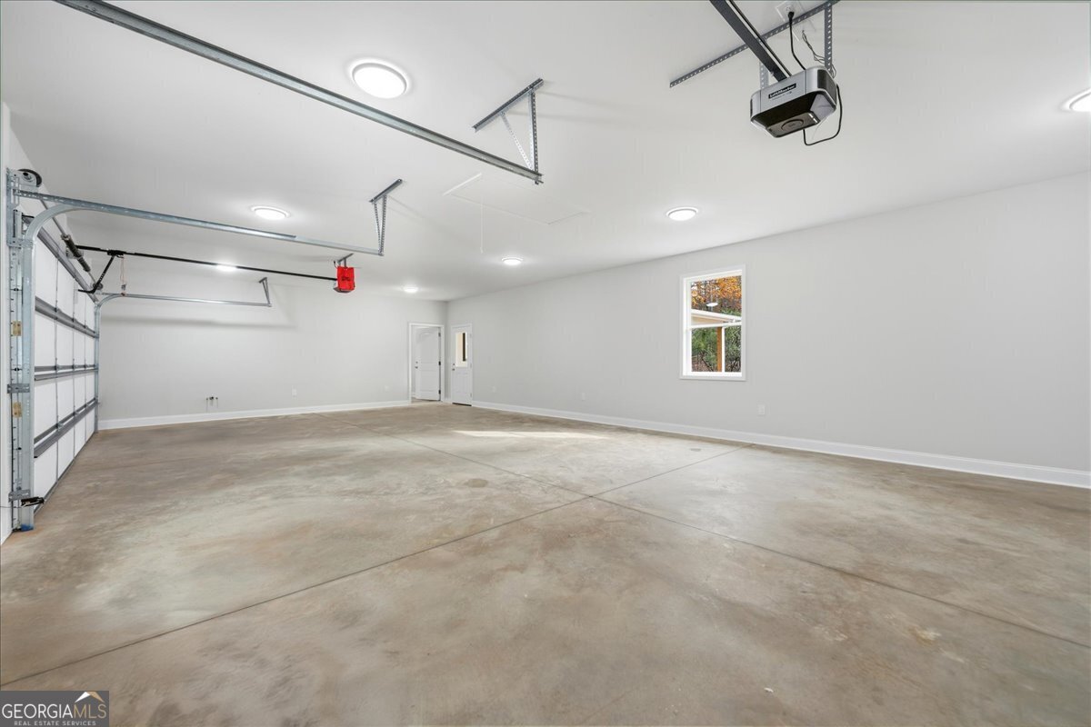 329 Greenleaf Drive Lavonia - 33