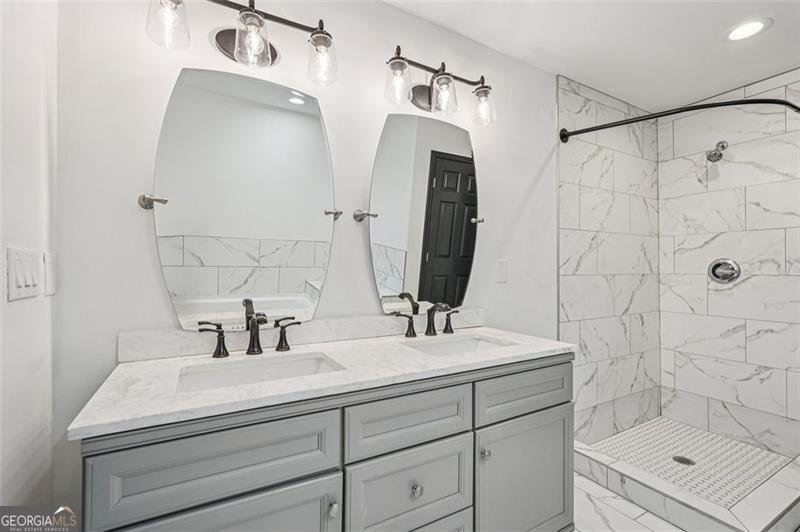 1689 DERRY Avenue Atlanta - 27