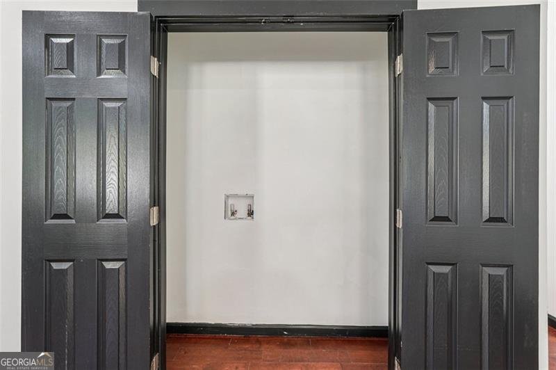 1689 DERRY Avenue Atlanta - 35