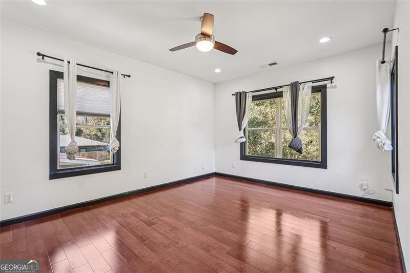 1689 DERRY Avenue Atlanta - 40