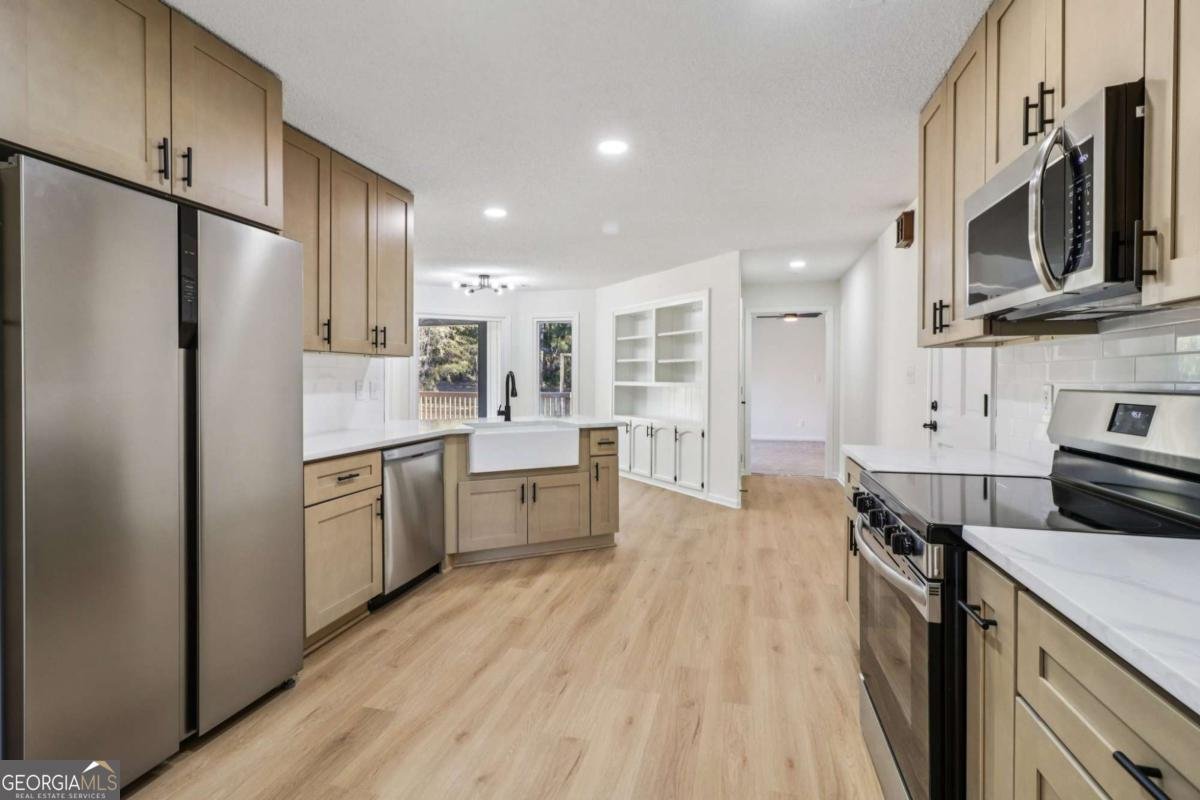 135 Willow Lake Lane Sharpsburg - 11