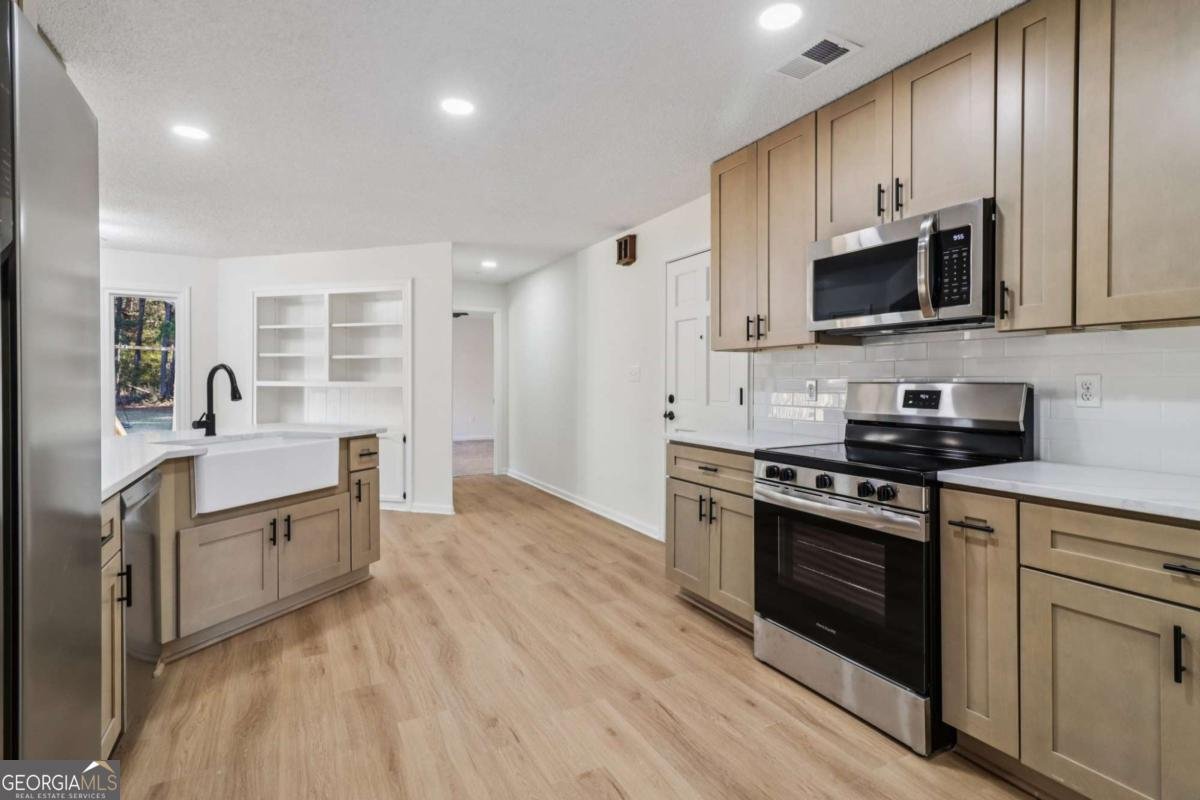 135 Willow Lake Lane Sharpsburg - 12