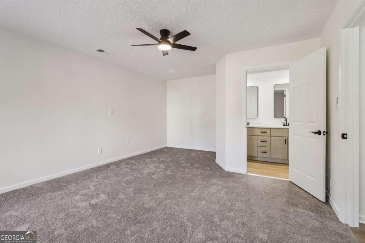 135 Willow Lake Lane Sharpsburg - 17