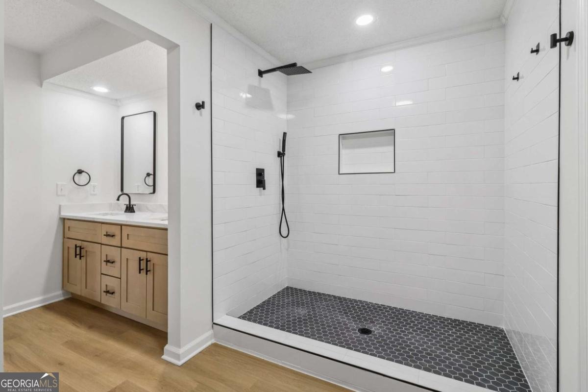 135 Willow Lake Lane Sharpsburg - 22