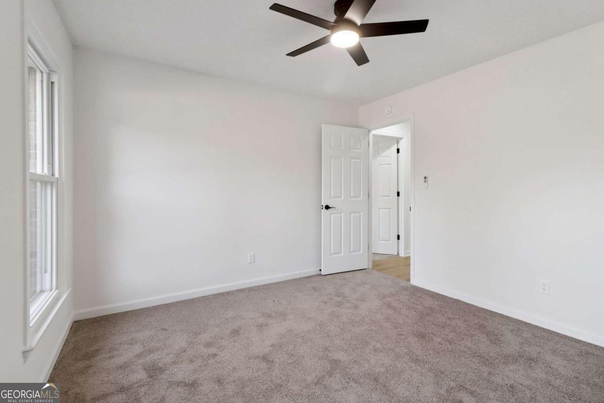 135 Willow Lake Lane Sharpsburg - 25