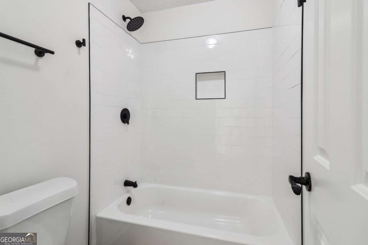 135 Willow Lake Lane Sharpsburg - 32