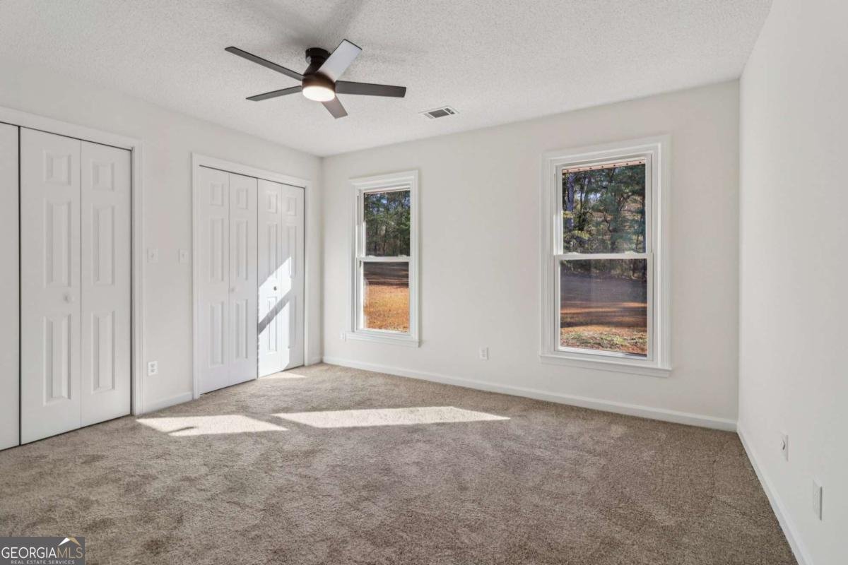 135 Willow Lake Lane Sharpsburg - 33