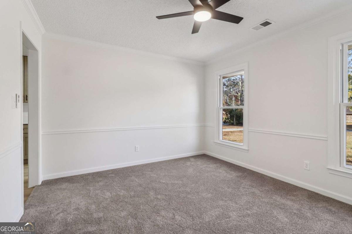 135 Willow Lake Lane Sharpsburg - 40