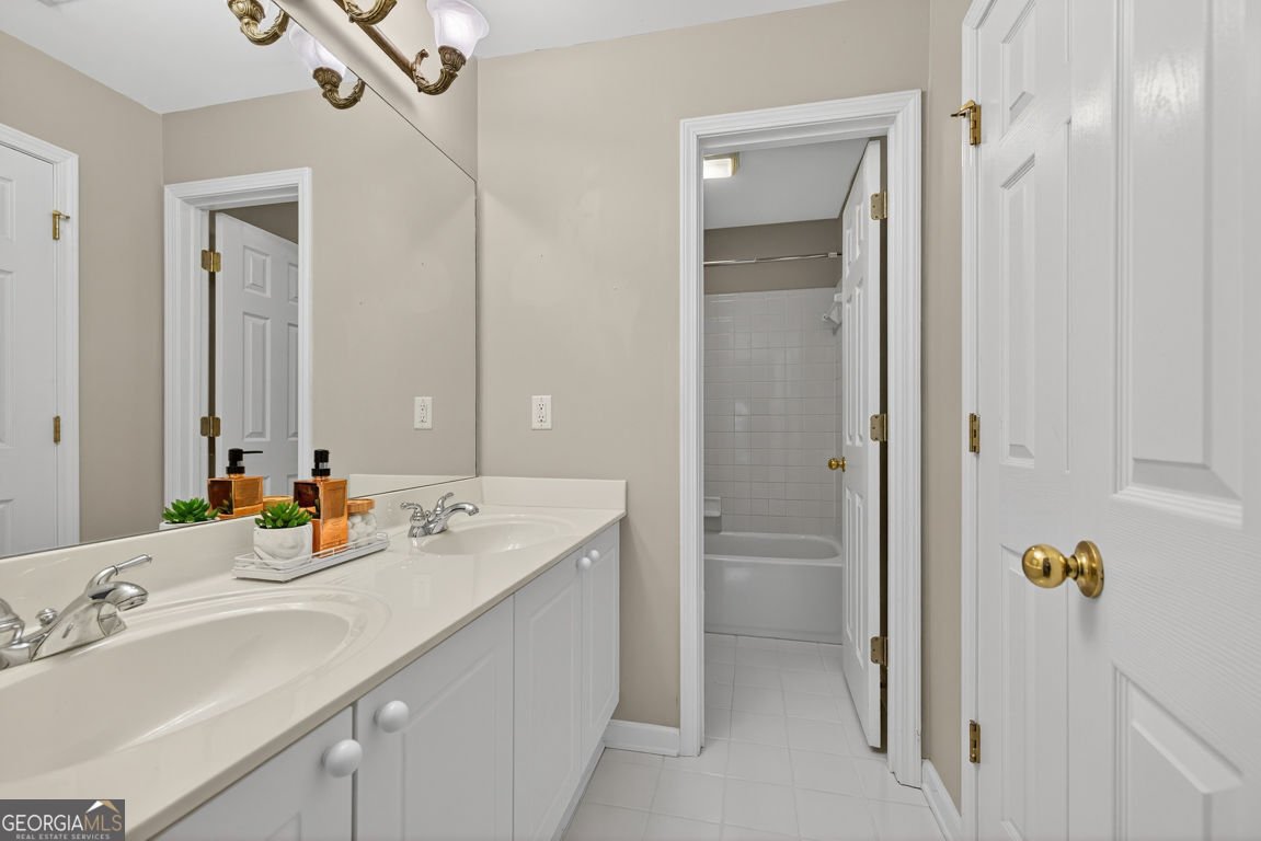 6479 Mobilis Court Sugar Hill - 18