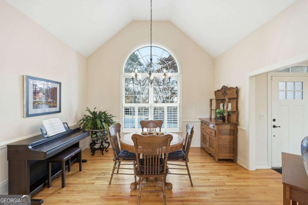 6435 BARBERRRY HILL Drive Gainesville - 33