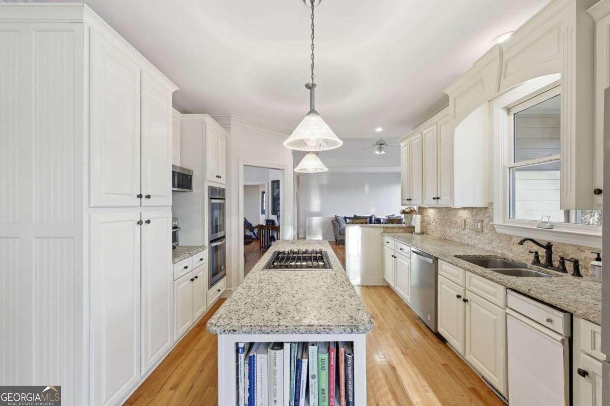 6435 BARBERRRY HILL Drive Gainesville - 41