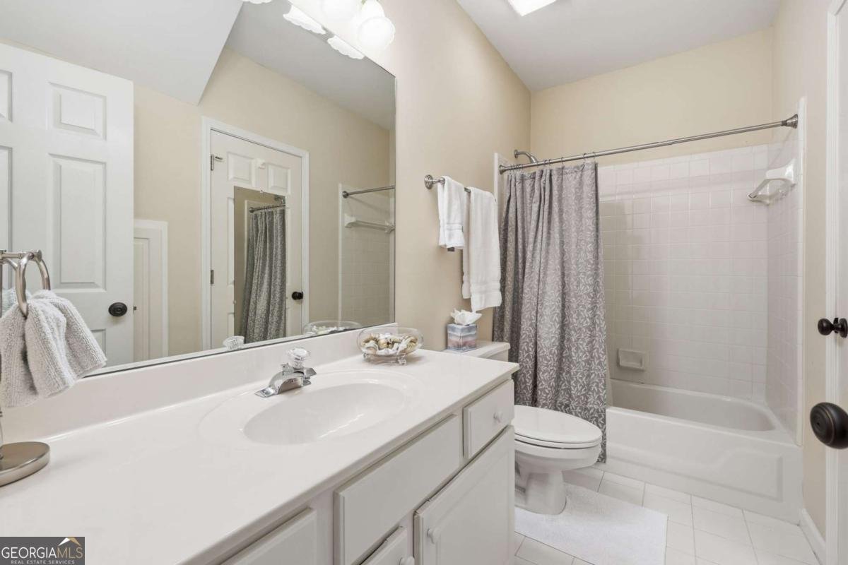 6435 BARBERRRY HILL Drive Gainesville - 56