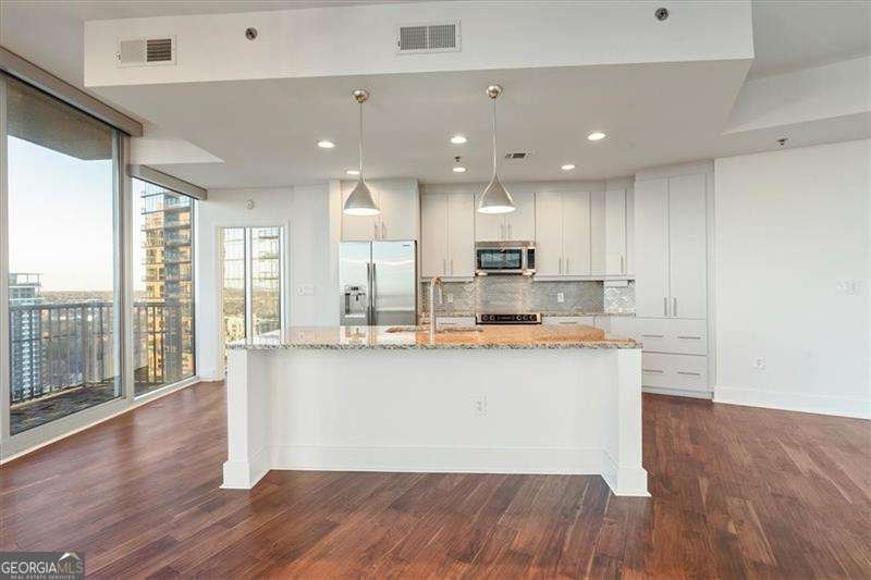 1080 PEACHTREE Street Atlanta - 7