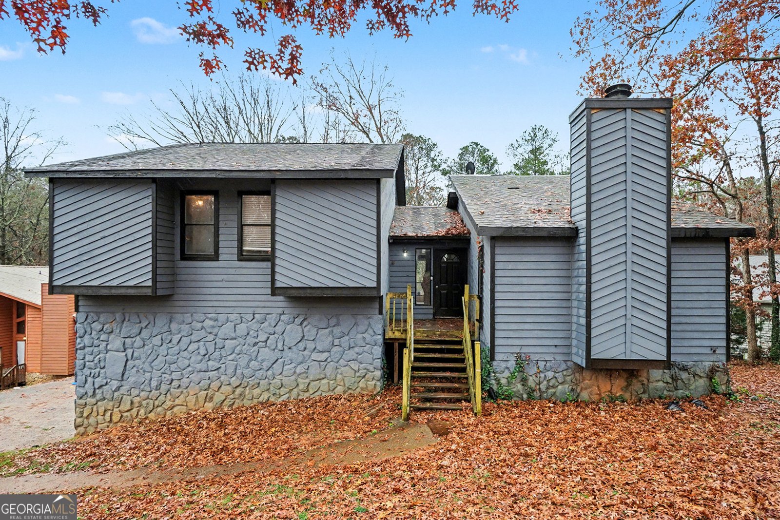 8608 Woodcreek Court Douglasville - 1