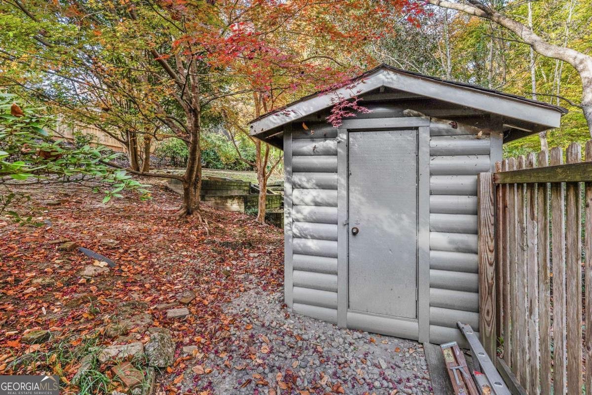 421 Emory Drive Atlanta - 11