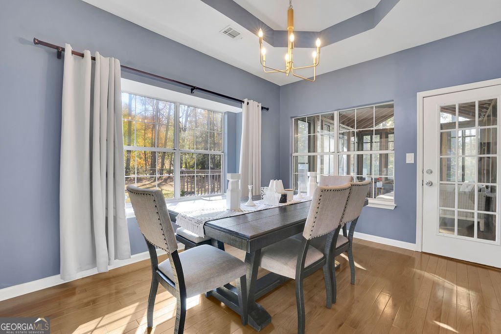 10945 Pinehigh Drive Alpharetta - 10