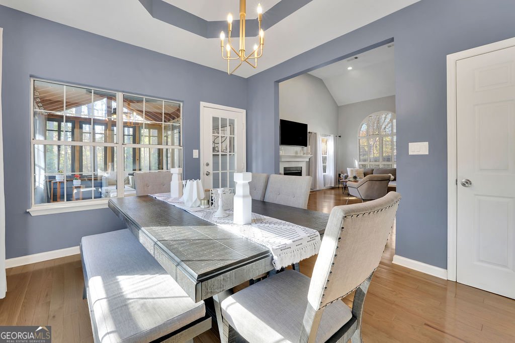 10945 Pinehigh Drive Alpharetta - 11