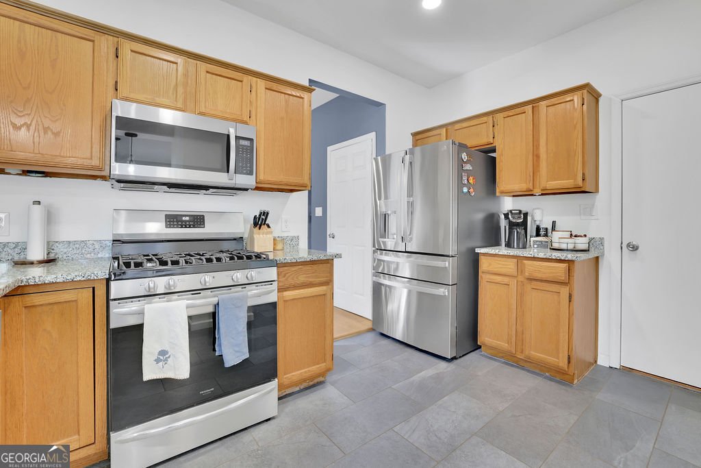 10945 Pinehigh Drive Alpharetta - 16