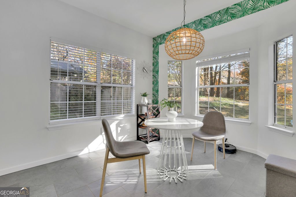 10945 Pinehigh Drive Alpharetta - 19