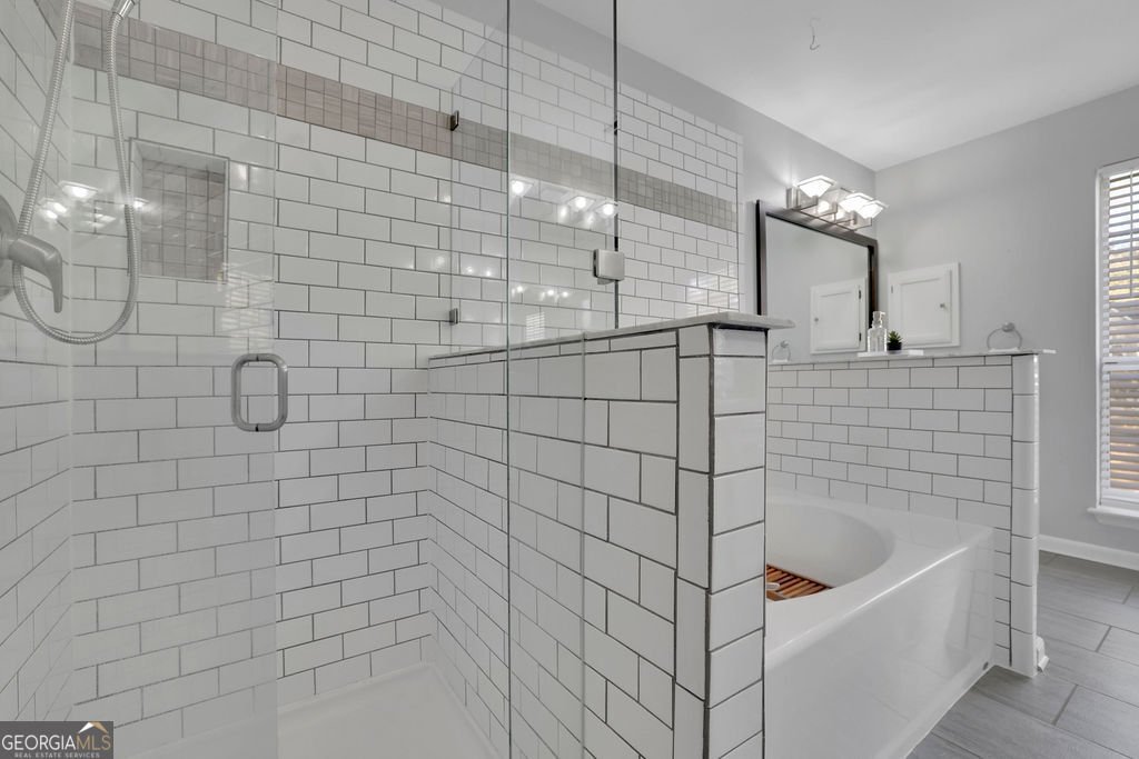 10945 Pinehigh Drive Alpharetta - 30