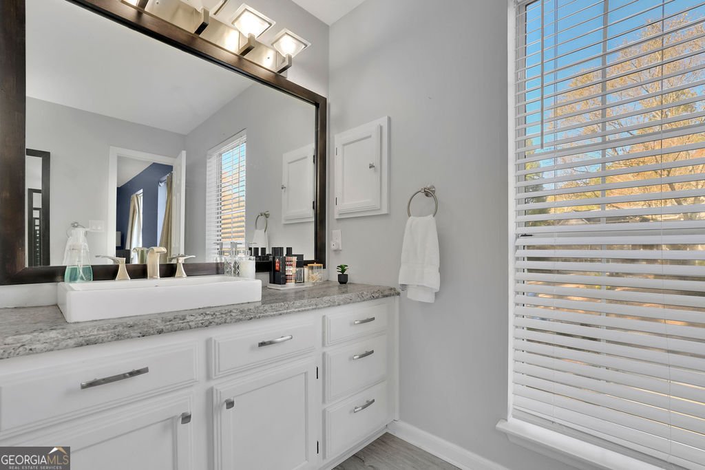 10945 Pinehigh Drive Alpharetta - 31