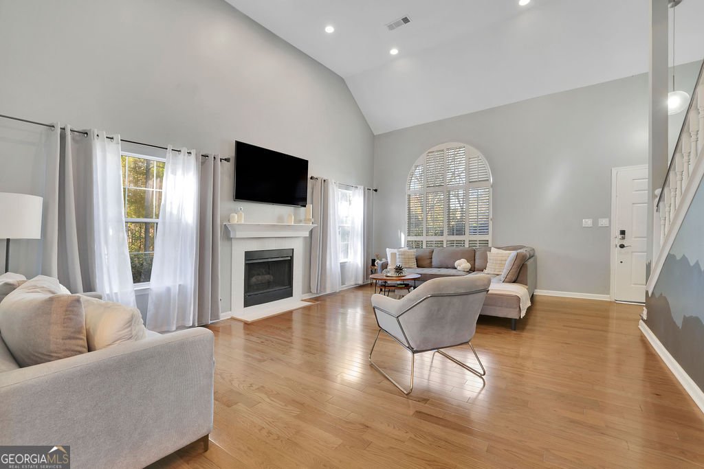 10945 Pinehigh Drive Alpharetta - 5