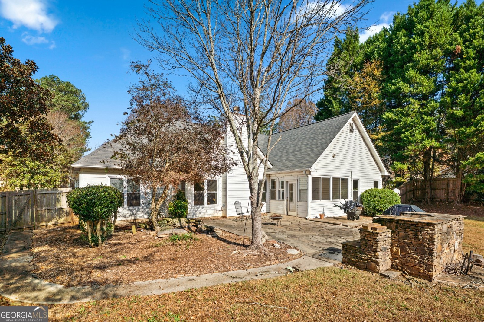 575 Herring Road Grayson - 13