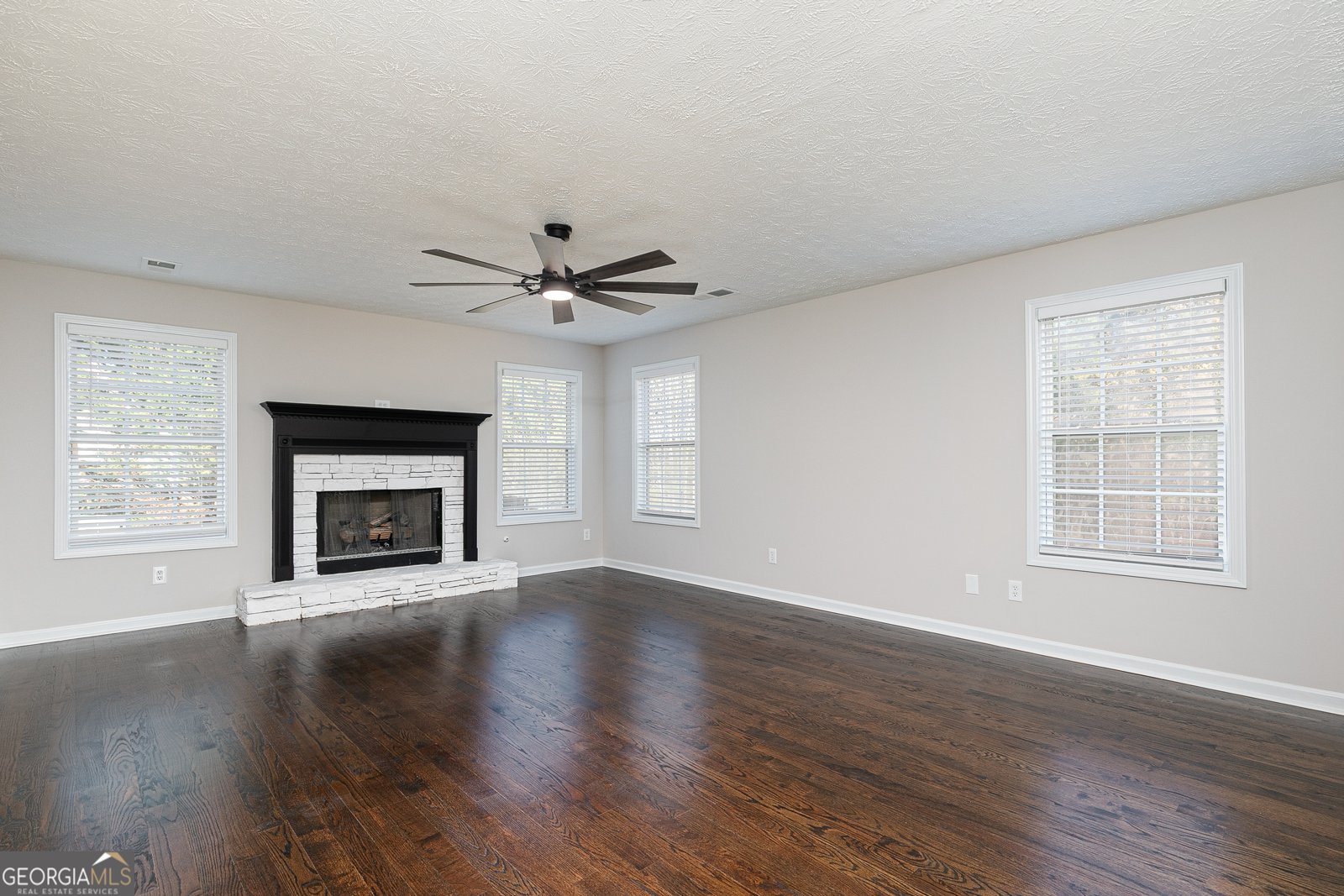 65 Ashford Drive Oxford - 24