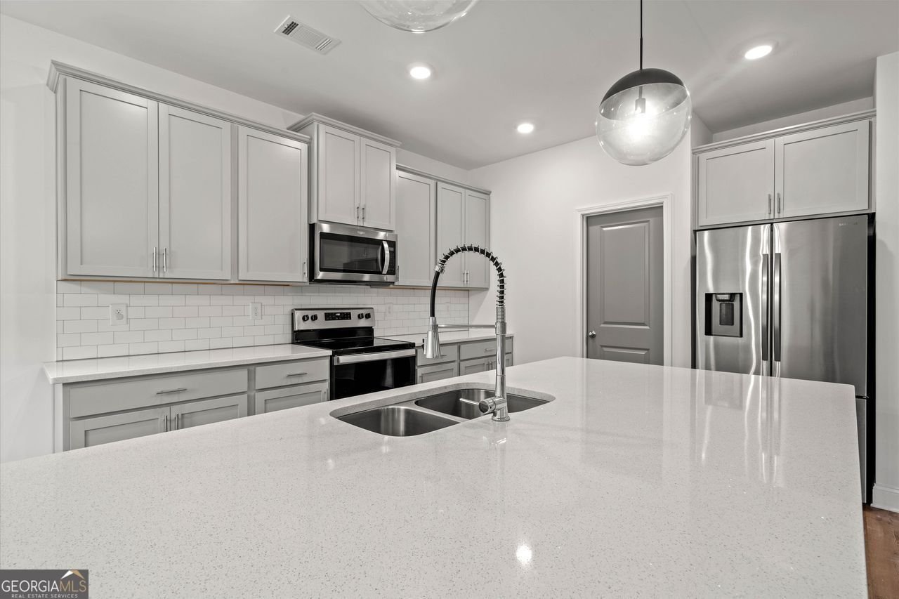 270 East Union Grove Auburn - 31