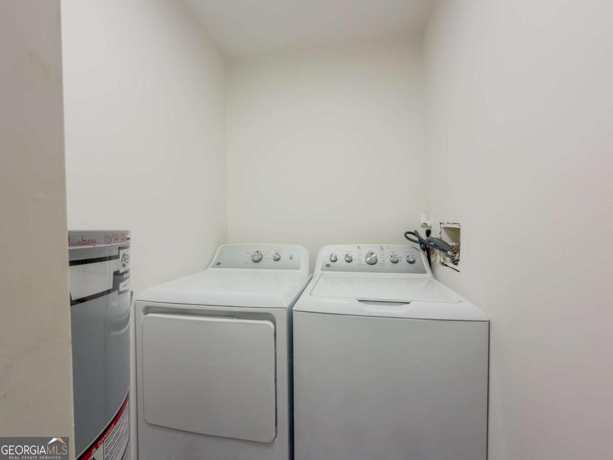 5033 David Place Smyrna - 1