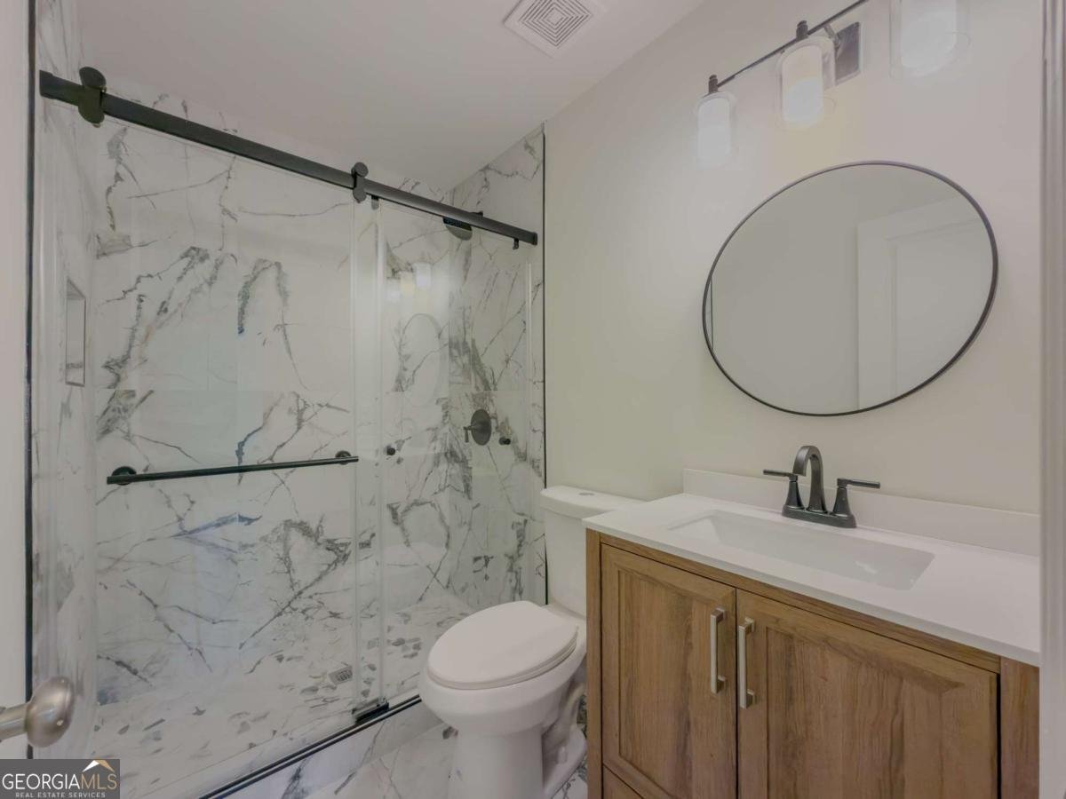 5033 David Place Smyrna - 2