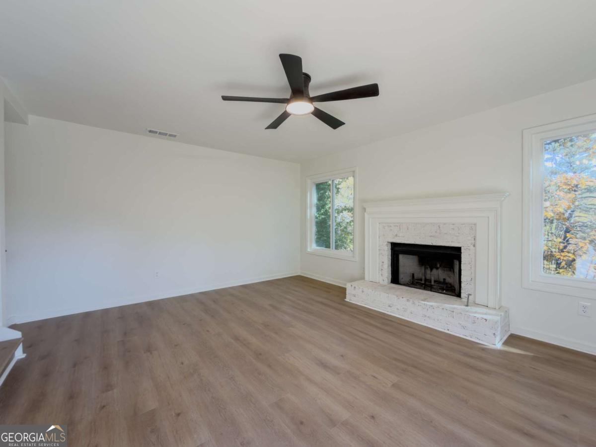 5033 David Place Smyrna - 29