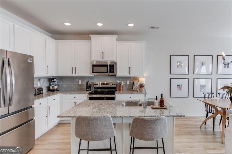 68 REGENT Park Hoschton - 10