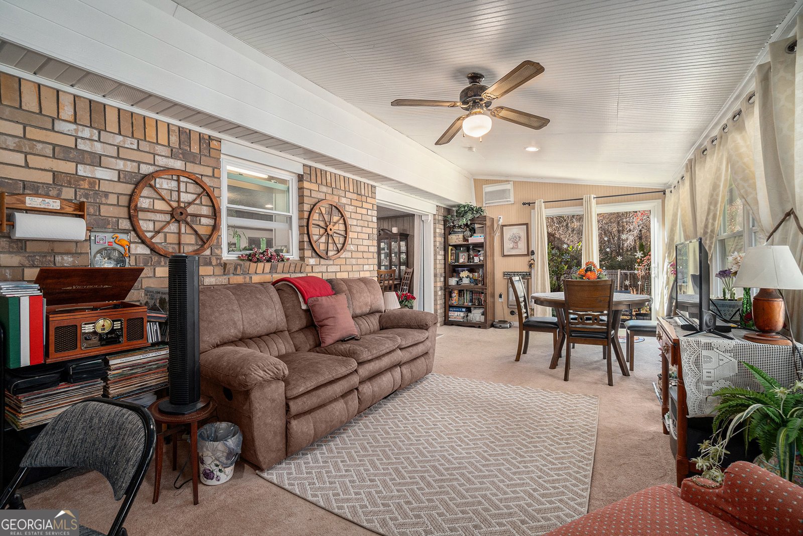 2436 Falls River Drive Lithia Springs - 13