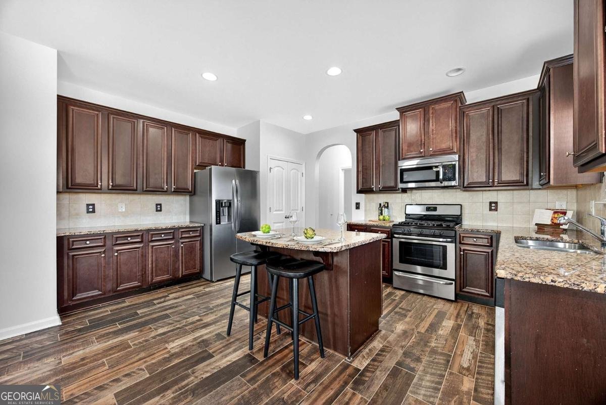 172 Christopher Michael Lane Hampton - 4