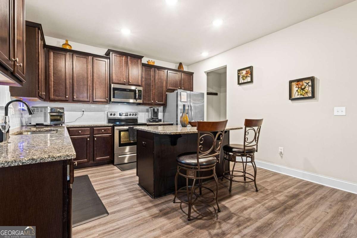 61 Village Circle Rydal - 6