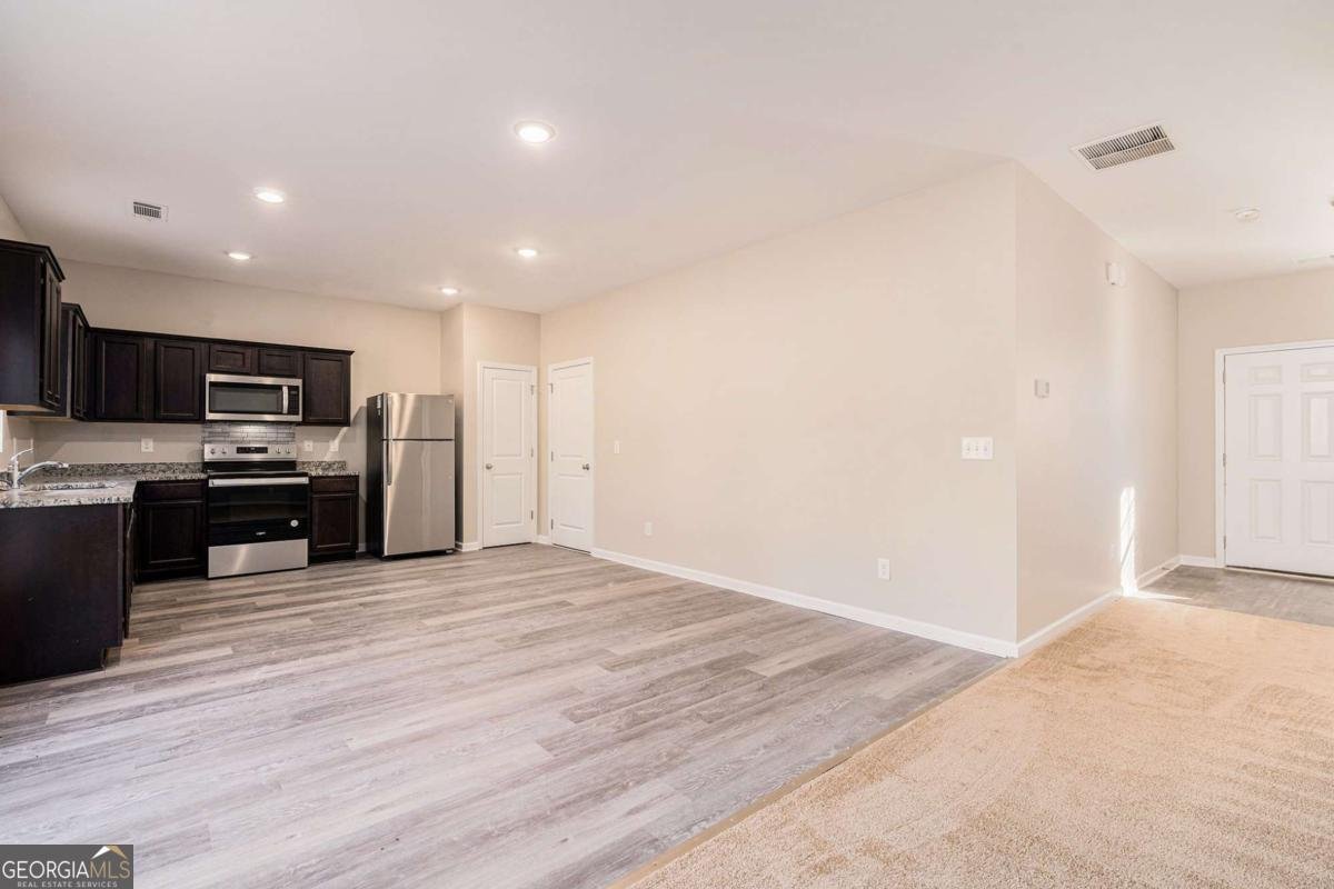 1077 Coldwater Drive Griffin - 8