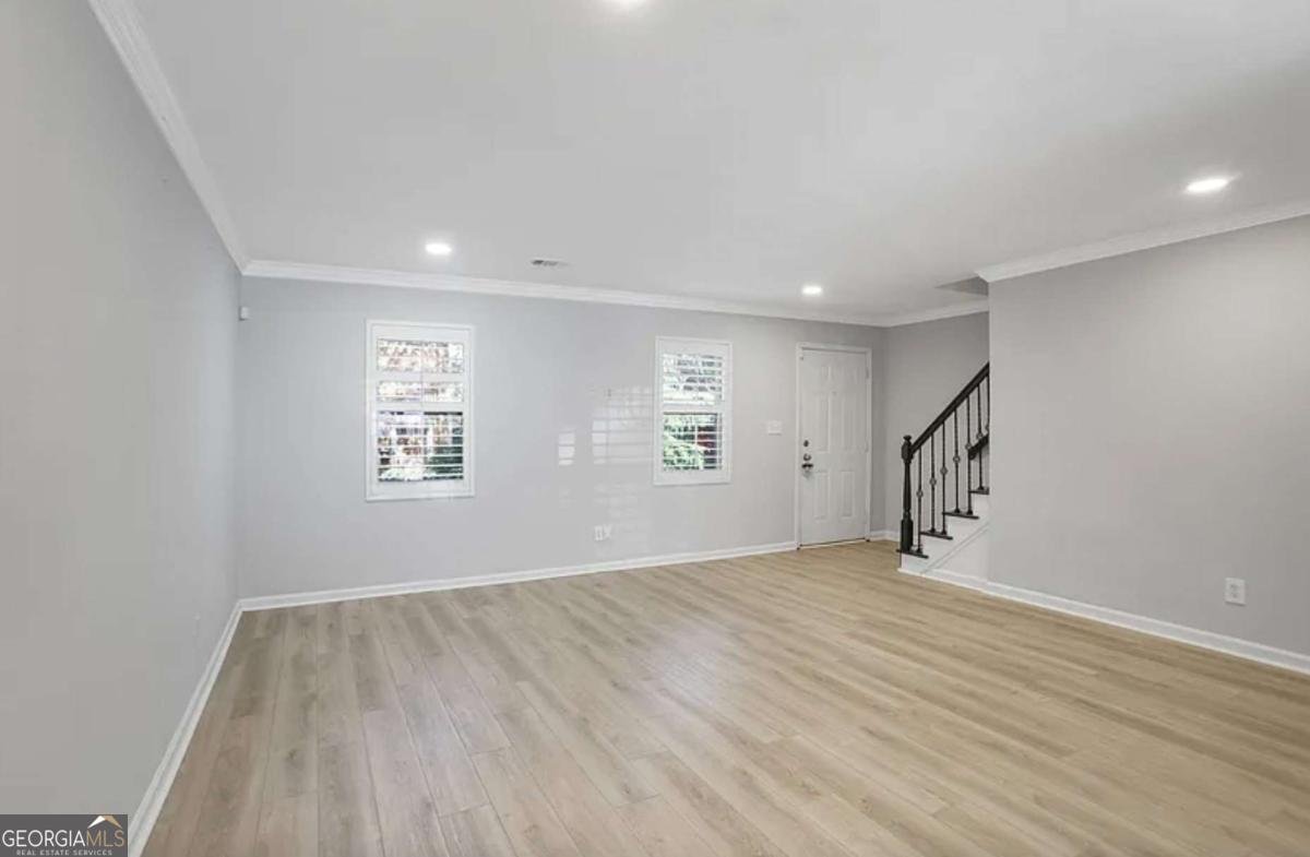 115 WINDING RIVER Drive Atlanta - 6