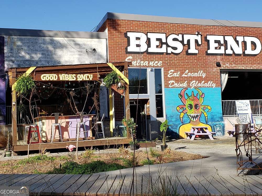 1599 Mayflower Avenue Atlanta - 19