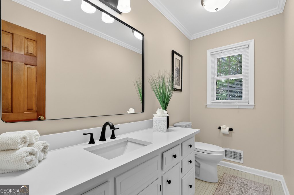 1420 Lafayette Lane Marietta - 13