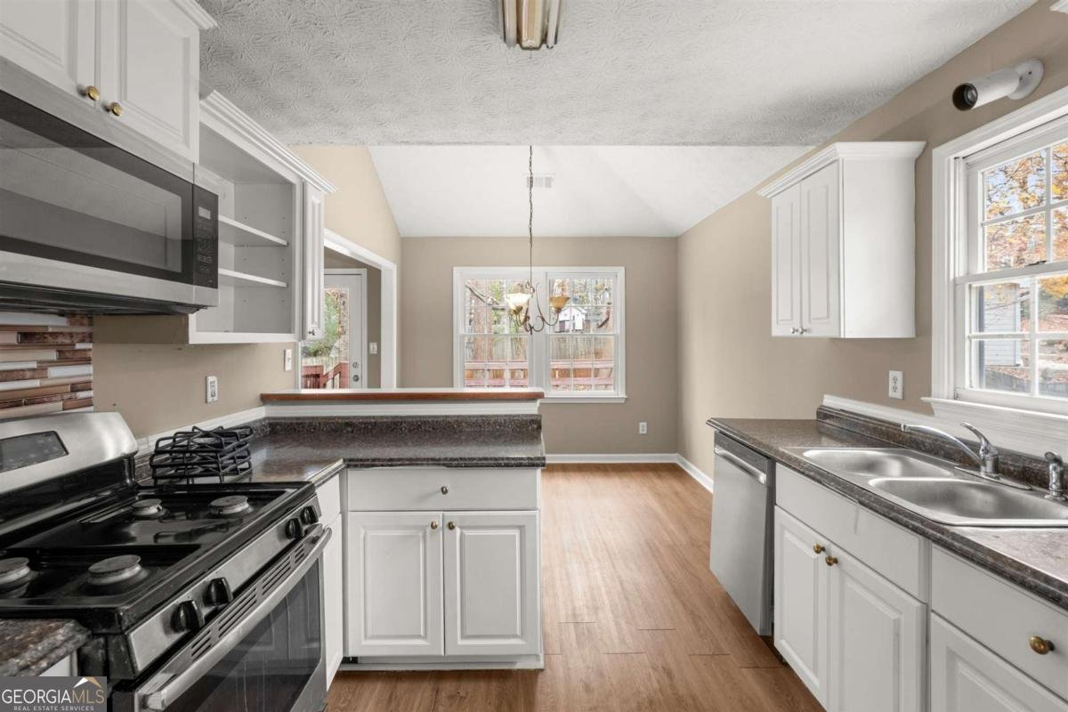 16 Valleyside Drive Dallas - 17